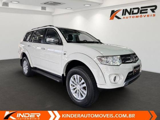 MITSUBISHI PAJERO 3.5 HPE 4X4 7 LUGARES V6 24V FLEX 4P AUTOMÁTICO